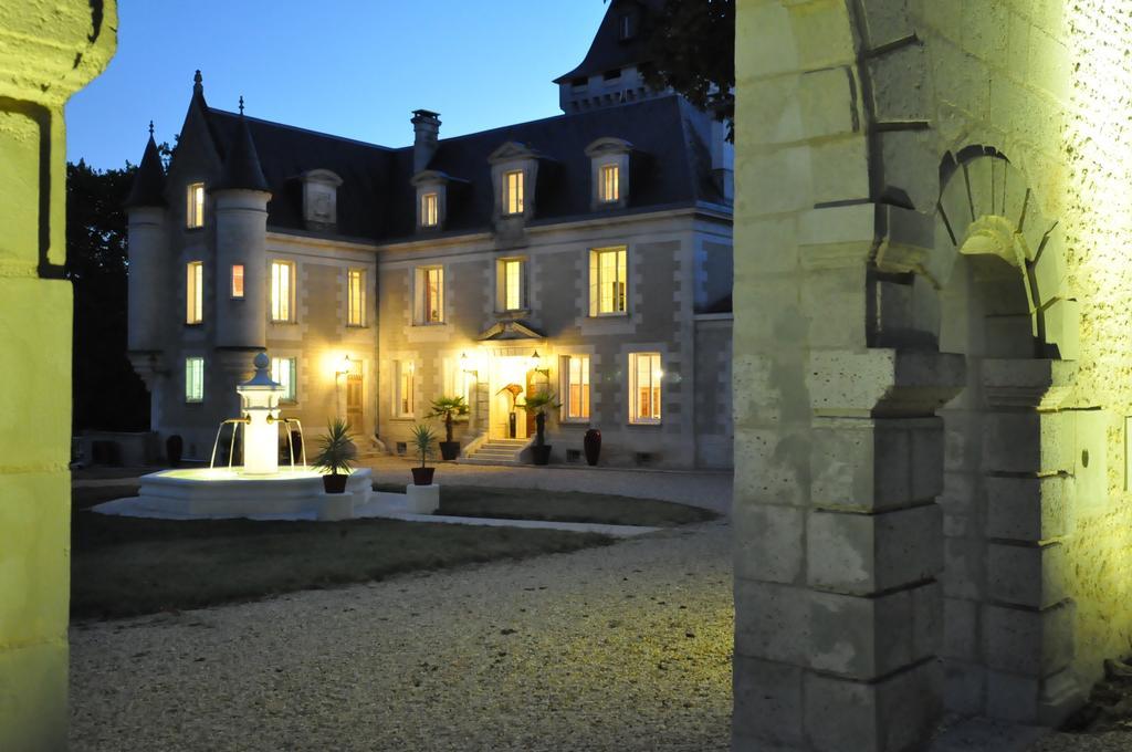 Chateau De Bellevue B&B Et Appartements Avec Piscine Saisonal Chauffee Et Chambres Partout Climatisees Сент-Ави Экстерьер фото