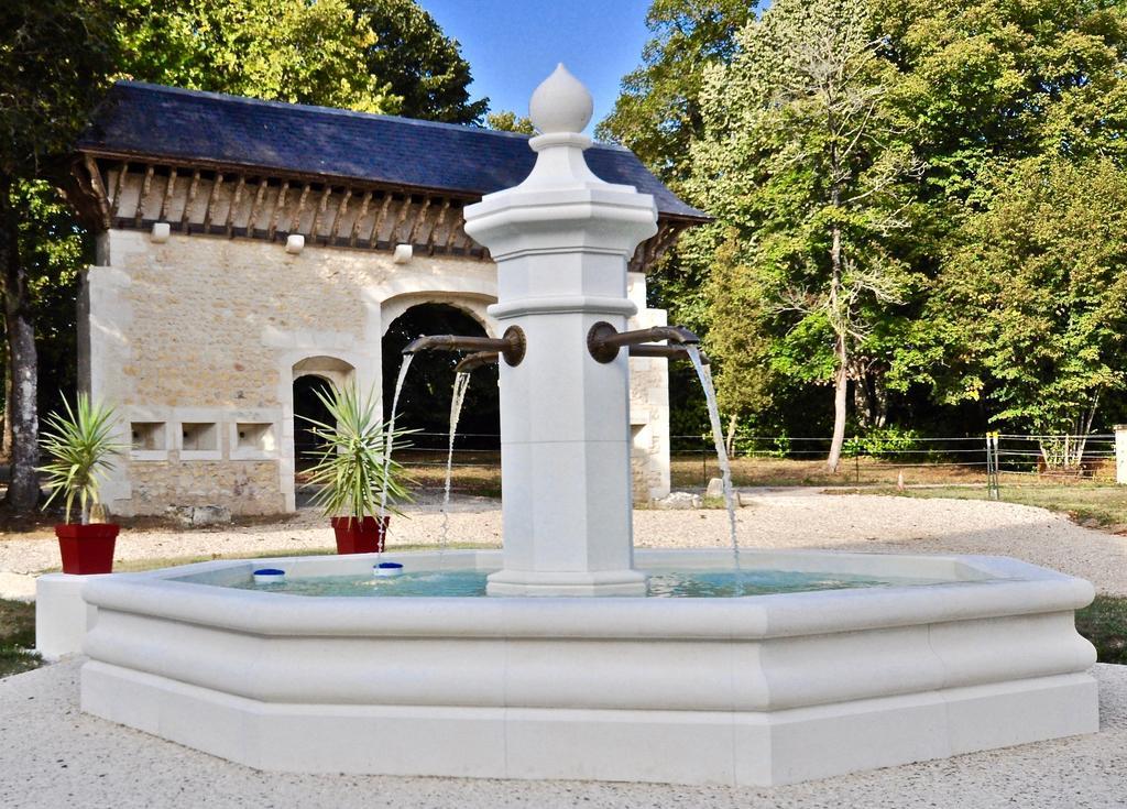 Chateau De Bellevue B&B Et Appartements Avec Piscine Saisonal Chauffee Et Chambres Partout Climatisees Сент-Ави Экстерьер фото