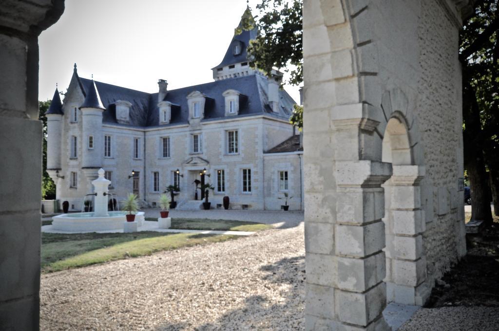Chateau De Bellevue B&B Et Appartements Avec Piscine Saisonal Chauffee Et Chambres Partout Climatisees Сент-Ави Экстерьер фото